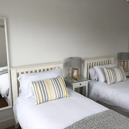 The Eyre Square Townhouse-2